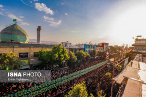 عزاداران حسینی در روز تاسوعا