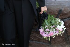 تشییع پیکر هوشنگ ابتهاج در رشت