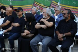 تشییع پیکر هوشنگ ابتهاج در رشت