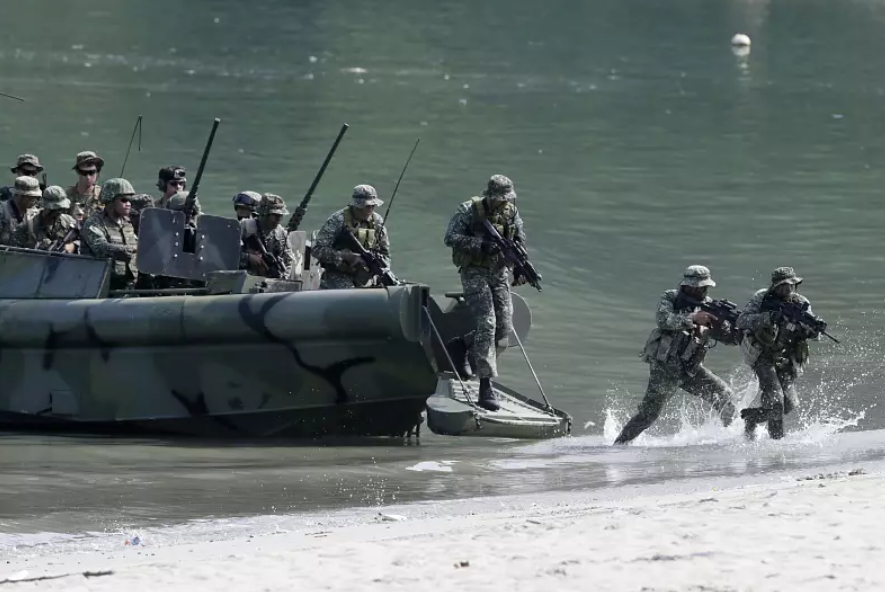 مانور نظامی مشترک آمریکا و فیلیپین/ آرشیو ۲۰۱۵