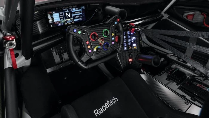 پورشه 911GT3 R معرفی شد-2