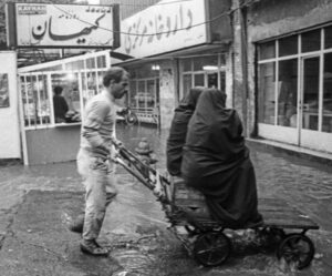 عکس‌های نوستالژیک سیل تهران در دهه ۶۰