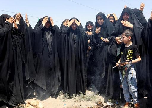 عزاداری روز عاشورا در کشورهای اسلامی (ایران، عراق، ترکیه،پاکستان بحرین و مسلمانان شیعه در هند)