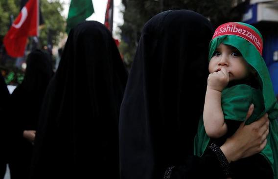 عزاداری روز عاشورا در کشورهای اسلامی (ایران، عراق، ترکیه،پاکستان بحرین و مسلمانان شیعه در هند)