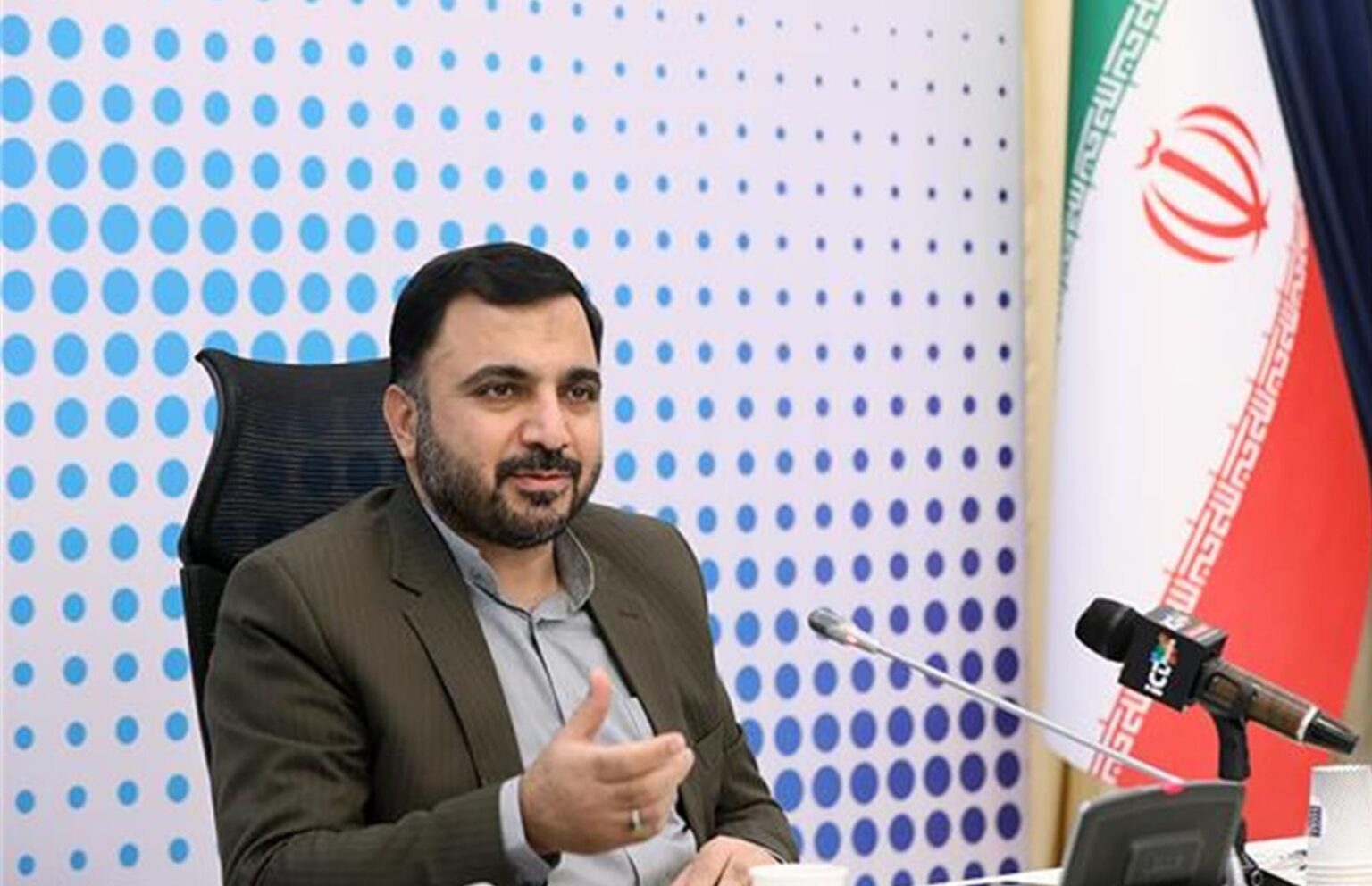 وزیر ارتباطات - اینترنت ملی