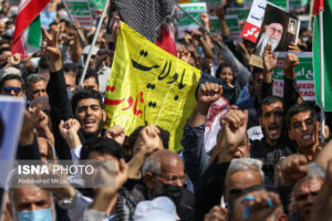 راهپیمایی نمازگزاران نماز جمعه تهران در اعتراض به اغتشاشات18