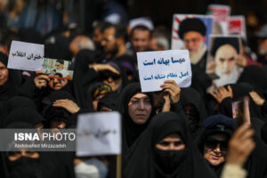 راهپیمایی نمازگزاران نماز جمعه تهران در اعتراض به اغتشاشات14