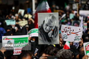 راهپیمایی نمازگزاران نماز جمعه تهران در اعتراض به اغتشاشات10