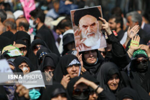 راهپیمایی نمازگزاران نماز جمعه تهران در اعتراض به اغتشاشات13