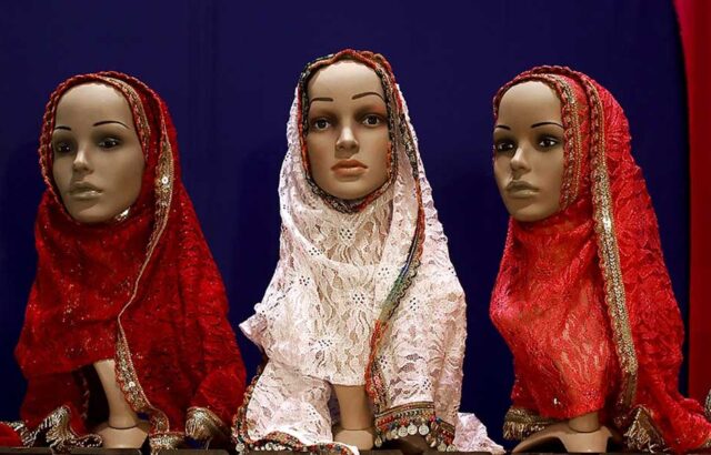تصاویری از نمایشگاه فرهنگ ایران زمین در جزیره کیش