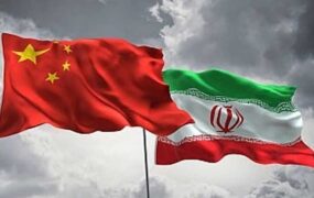 خشم پامپئو از خرید نفت ایران توسط چین