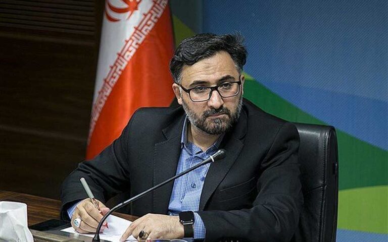 دهقانی فیروزآبادی جایگزین سورنا ستاری شد