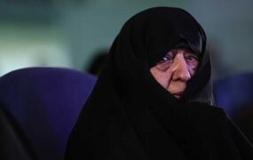 به چه دلیل فائزه نباید بیش از یک‌ماه باخانواده خود ملاقات داشته باشد