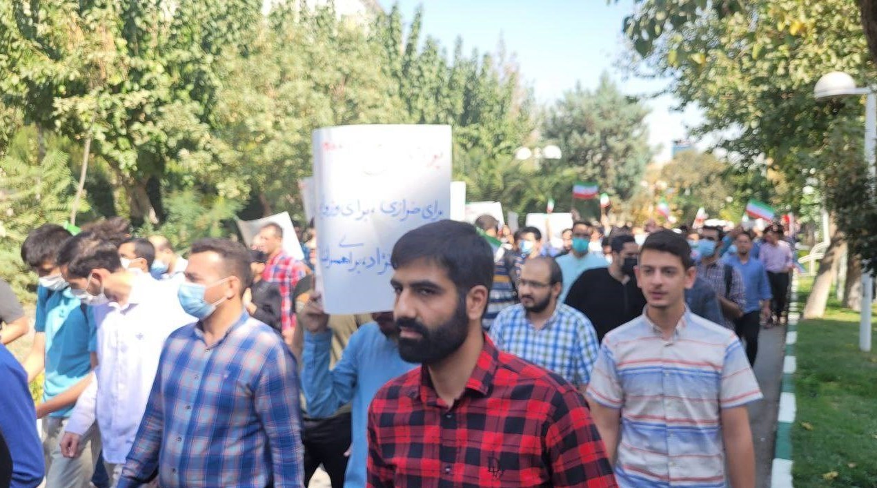 تجمع اساتید و دانشجویان دانشگاه امیرکبیر تجمع دانشجویان امیر کبیر
