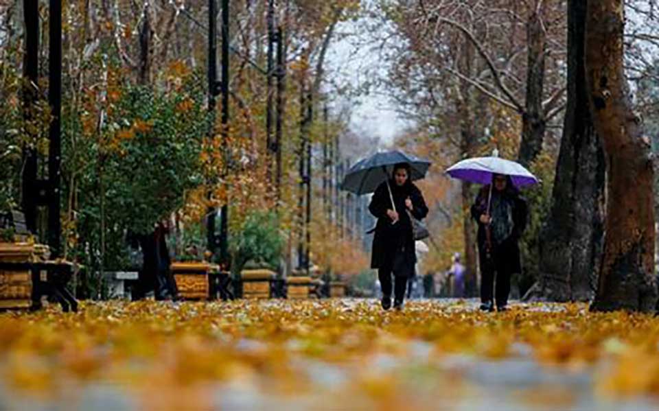 کاهش دمای ۴ تا ۶ درجه‌ای نوار شمالی کشور