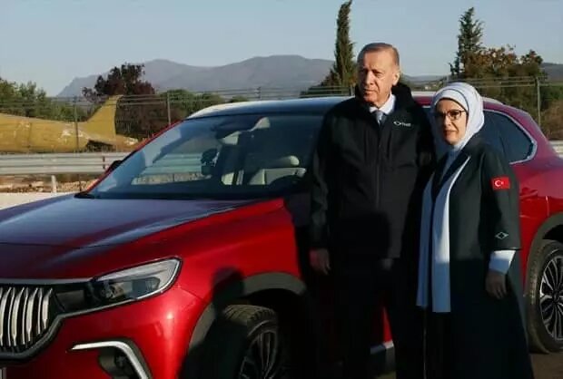 اردوغان و همسرش کنار کراس اورر ملی ترکیه!