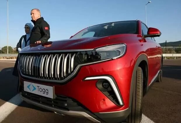 اردوغان و همسرش کنار کراس اورر ملی ترکیه!