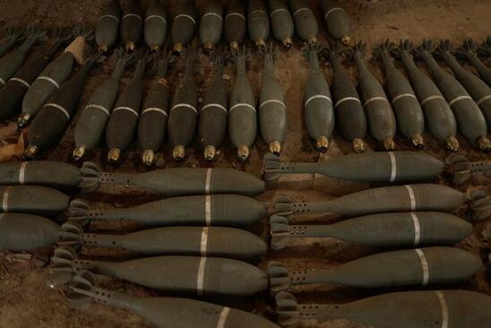 مهمات و تسلیحات برجای مانده از نیروهای روسیه در منطقه خرسون اوکراین