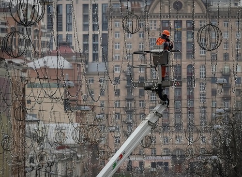 چراغانی شهر کی یف اوکراین به مناسبت نزدیک شدن به جشن کریسمس
