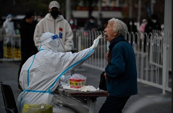 دولت چین همچنان گرفتار قرنطینه های کرونایی است