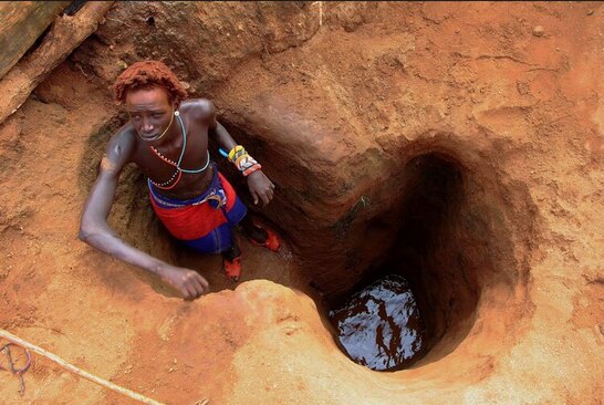 جستجو برای آب آشامیدنی در کنیا. کنیا درگیر یک خشکسالی بی سابقه است