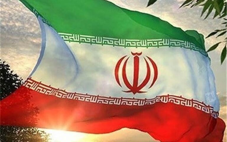 آمریکایی‌ها پرچم ایران را تغییر دادند!
