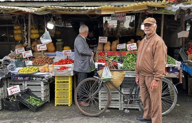 زندگی در بازار روز بندر انزلی