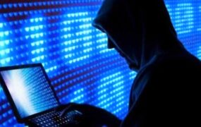 کلاه بردار 13 ساله اینترنتی