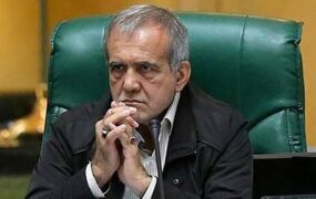 پزشکیان دانشجو بیگانه نیست، اما به او برچسب می‌زنیم