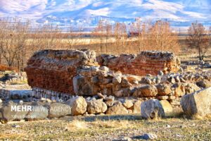 مجموعه تاریخی بیستون کرمانشاه