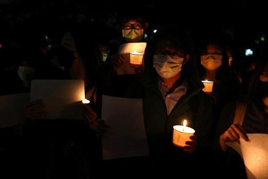 اعتراضات علیه محدودیت های سخت گیرانه و قرنطینه های طولانی کرونایی در چین