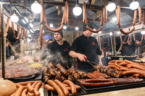 بازار کریسمس در شهر کراکف لهستان