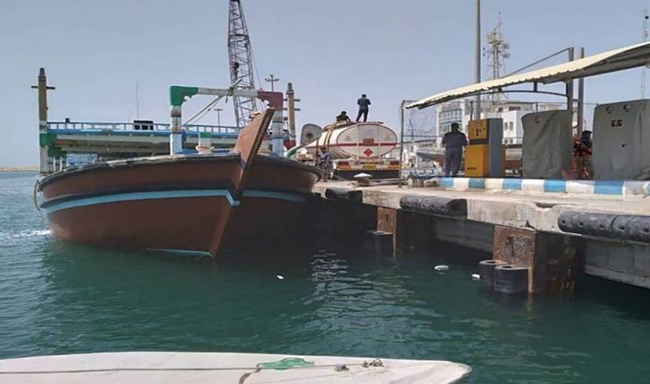شناور حامل ۳۳۰ هزار لیتر سوخت قاچاق در خلیج فارس توقیف شد