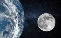 فیلمی-از-گردش-ماه-به-دور-زمین