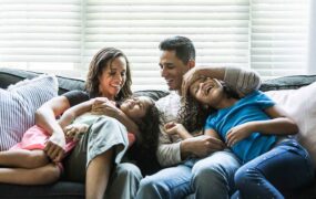 میزان رضایت از زندگی در کشورهای مختلف اتحادیه اروپا چقدر است؟