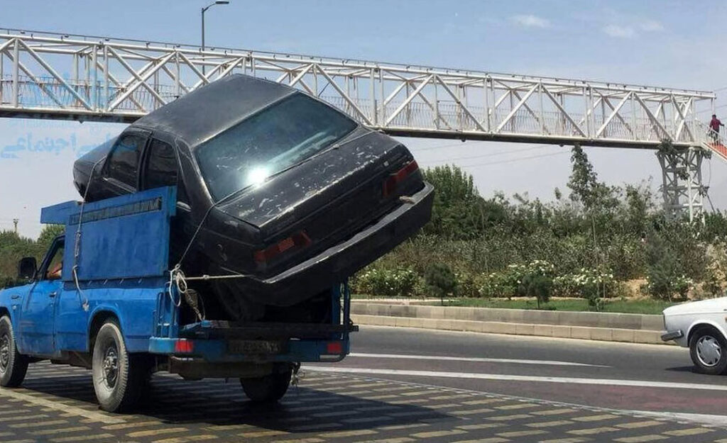 پژو 405 سوار بر نیسان آبی