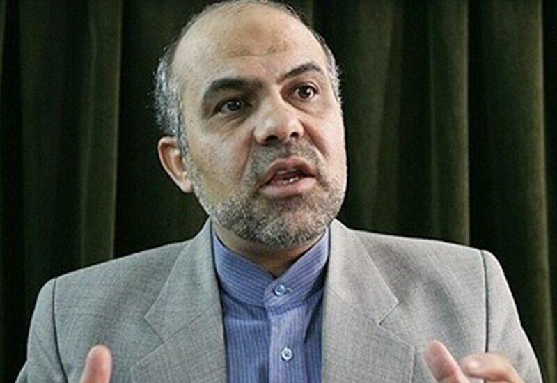 علیرضا اکبری