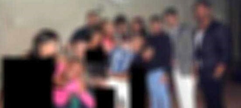 دستگیری فوتبالیست ها در پارتی
