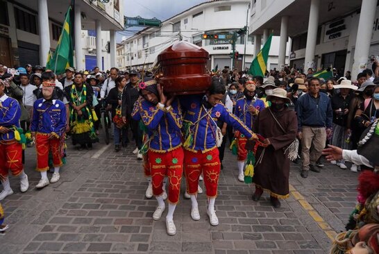 دیدنی های امروز؛ از سال نو چینی تا جنگ اوکراین مراسم تشییع پیکر یکی از قربانیان سرکوب خونین اعتراضات اخیر در پرو