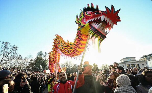 جشن سال نو چینی در شهر میلان ایتالیا