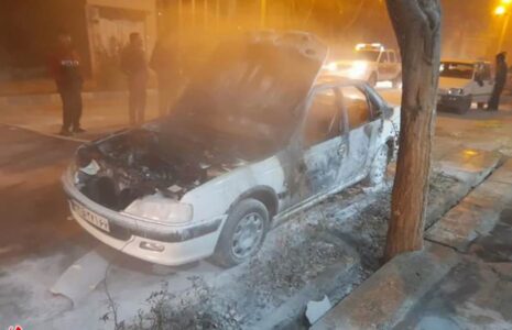 آتش زدن عمدی یک پژو پارس