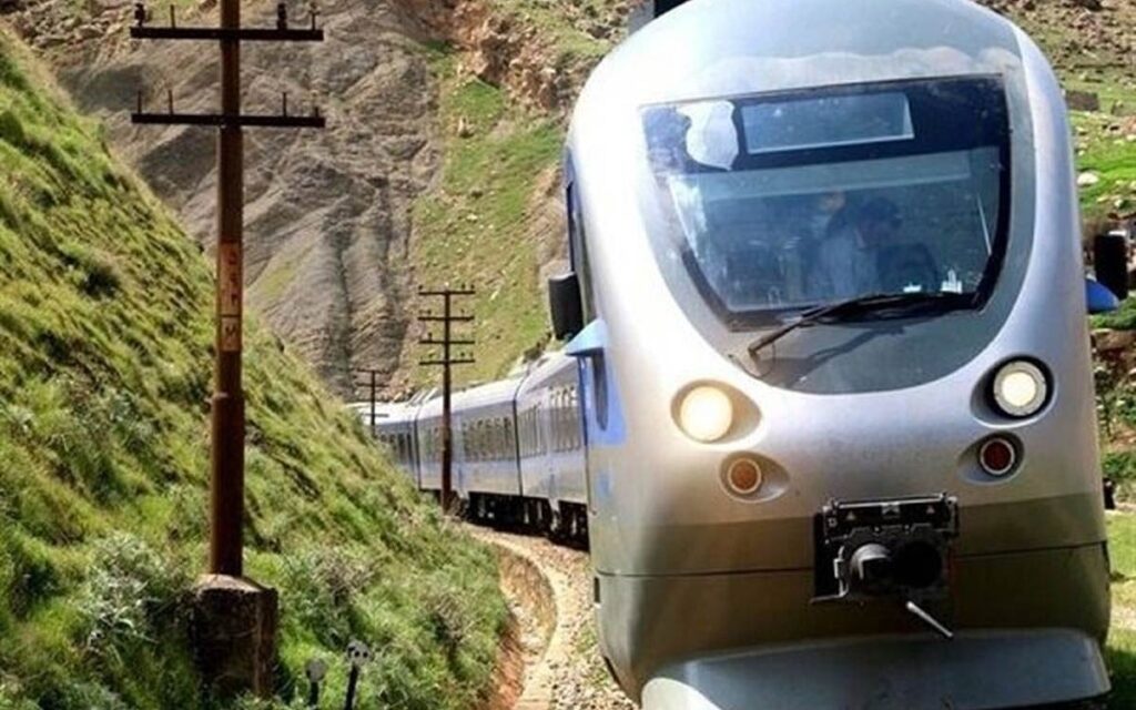 آغاز پیش فروش بلیت قطار