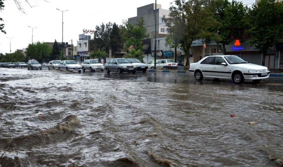 سیل در تهران امدادگران