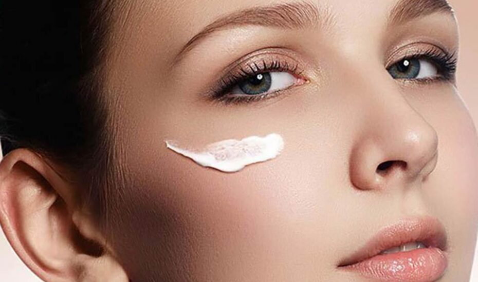 رفع گودی زیر چشم با دو روغن طبیعی