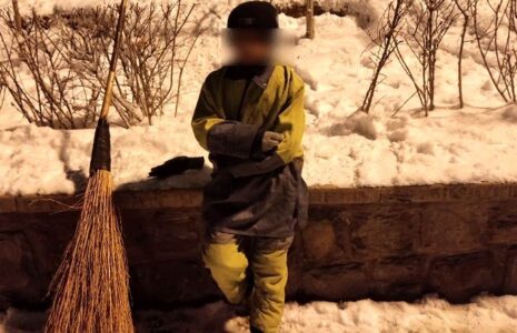 کودک رفتگر لباس شهرداری