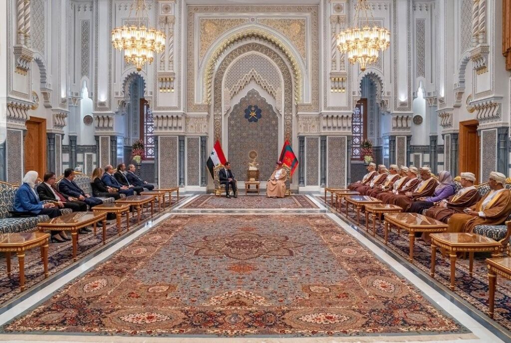  کاخ پادشاه عمان با تزئینات ایرانی