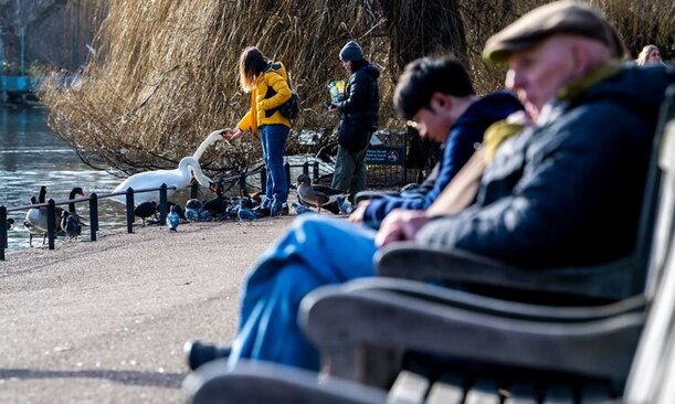 دیدنی های امروز؛ از سالمرگ گاندی تا نجات پناهجویان آفریقایی پارک سنت جیمز لندن
