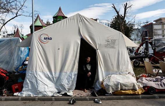 زندگی زلزله زدگان ترکیه و سوریه در اردوگاه های اسکان موقت