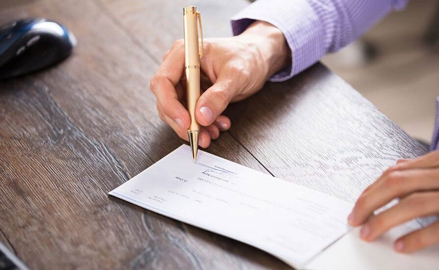 اعمال محدودیت‌ها برای چک‌های قدیمی از شهریور ١۴٠٢