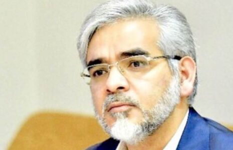 رئیس سازمان خصوصی‌سازی مناظره زنده تلویزیونی را ترک کرد